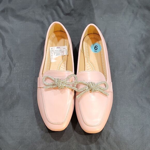 BRAND NEW WILD DIVA LOUNGS NELLIE RHINESTONE BOW SHOE - Picture 4 of 15